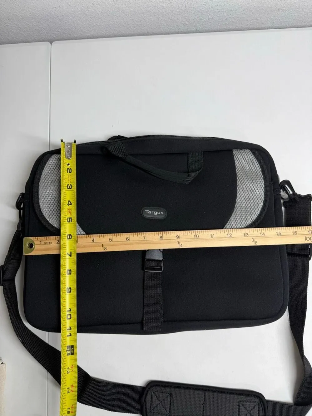 Targus Laptop Messenger Bag Black Briefcase Shoulder Bag NWOT